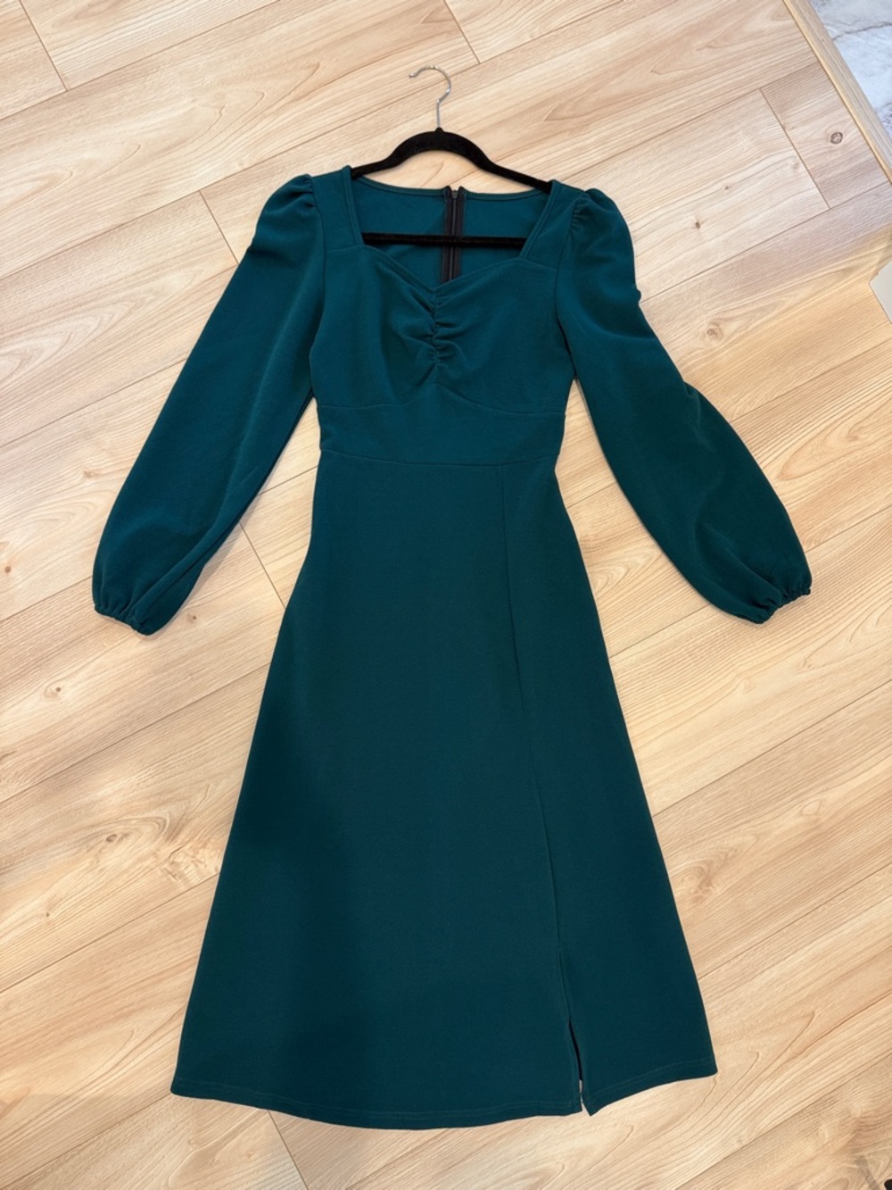 Elegant Teal Long Sleeve Midi Dress